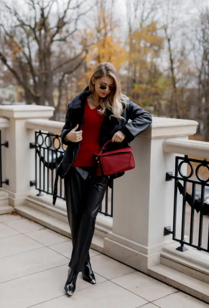 Чорна укорочена дублянка