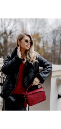 Чорна укорочена дублянка. Колір: Чорний