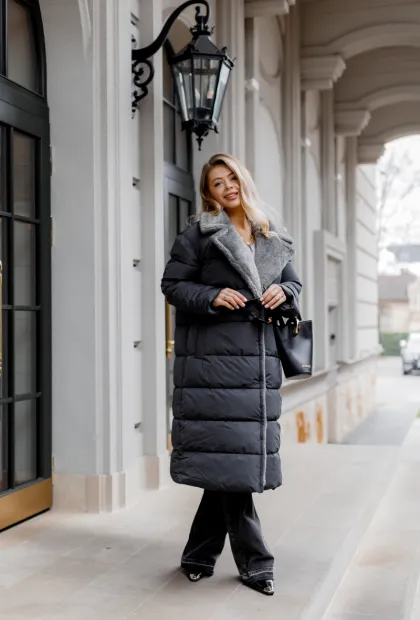 Жіночий зимовий пуховик