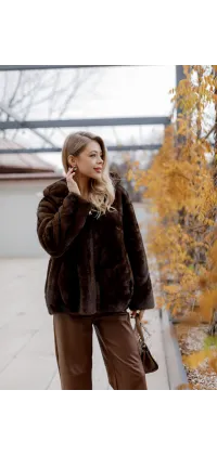 Укорочена шуба з екохутра, від Jador