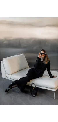 Костюм з хутряним декором, одяг від Jador