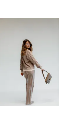 Трикотажний брючний костюм. Колір: Бежевий