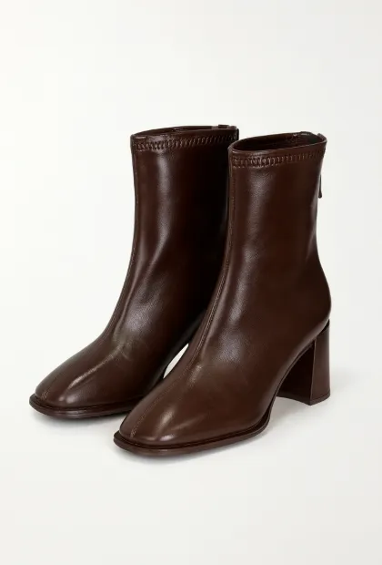 Елегантні черевики на стійкому підборі