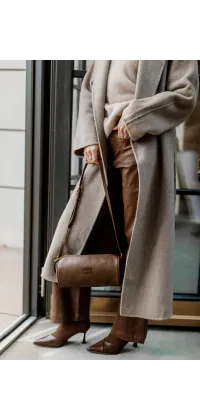 Пальто максі з поясом, одяг від Jador