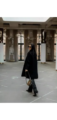 Класичне укоречене пальто. Колір: Чорний