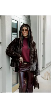 Шуба з преміального екохутра. Колір: Коричневий