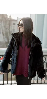 Елегантна укорочена шуба. Колір: Чорний