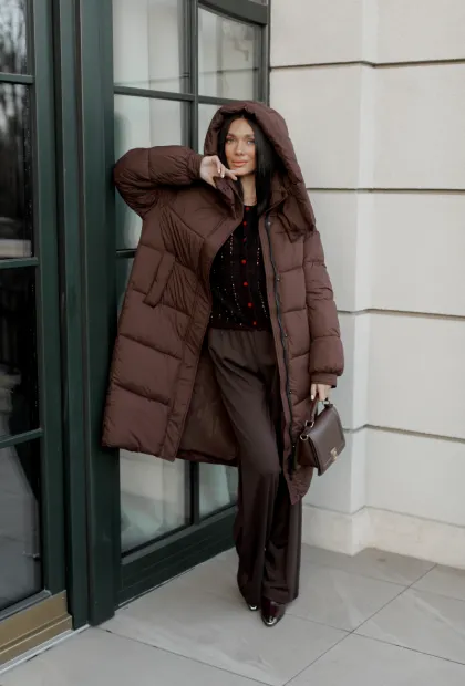 Жіночий зимовий пуховик