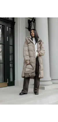 Пуховик світлий -беж, одяг від Jador
