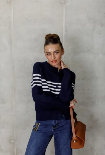 Светр у стилі Vivienne Westwood