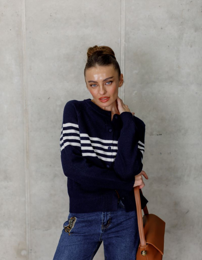 Светр у стилі Vivienne Westwood