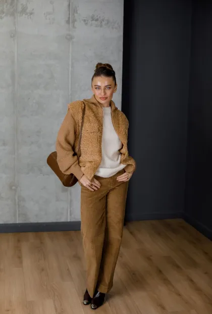 Вельветові штани карамельного кольору