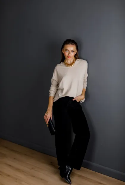 Чорні вельветові штани