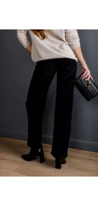 Чорні вельветові штани. Доступні розміри: S