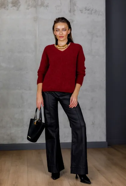 Чорні штани з еко-шкіри