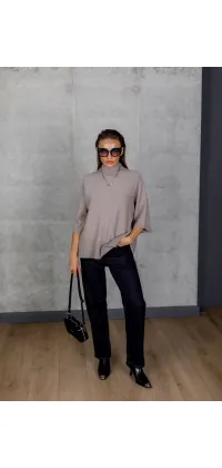 Светр oversize з коміром-стійкою. Колір: Бежевий