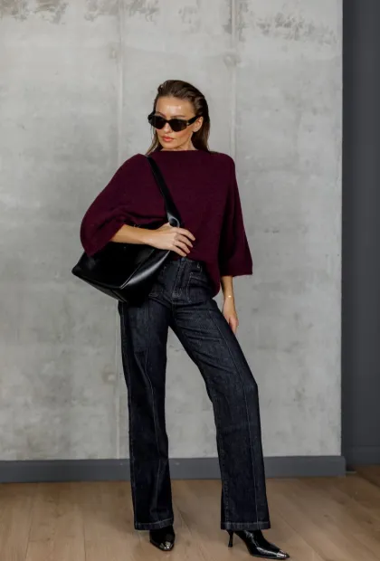 Бордовий в’язаний светр із напівоб’ємними рукавами