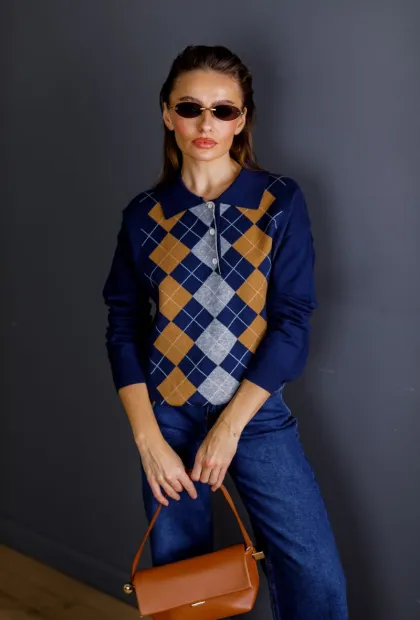 Трикотажний светр-поло з геометричним візерунком