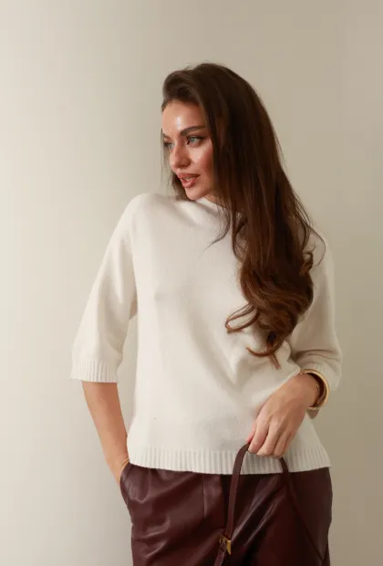 Светр з укороченим рукавом