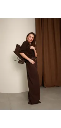 Светр шоколадного кольору з рукавом 3/4. Доступні розміри: Tu