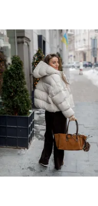 Пухова куртка з капюшоном, одяг від Jador