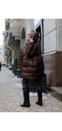 Пухова куртка у стилі MAX MARA, одяг від Jador