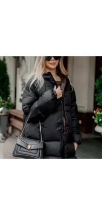 Демісезонний чорний пуховик. Доступні розміри: 36, 38, 42