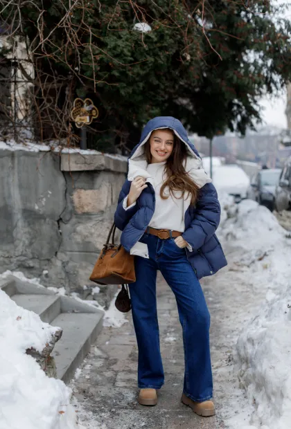 Легка пухова куртка з натуральним пухом