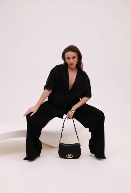 Чорний жакет IMPERIAL з коротким рукавом