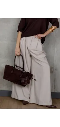 Шоколадний светр з V-подібним вирізом, одяг від Jador