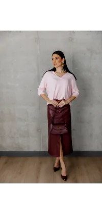 Рожевий светр з V-подібним вирізом. Колір: Рожевий