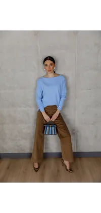 Блакитний светр з круглим вирізом. Доступні розміри: Tu