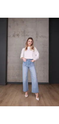 Джинси прямого крою з високою посадкою. Колір: Блакитний