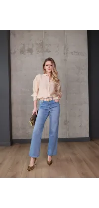 Джинси прямого крою з середньою посадкою. Доступні розміри: S, M, L, XL