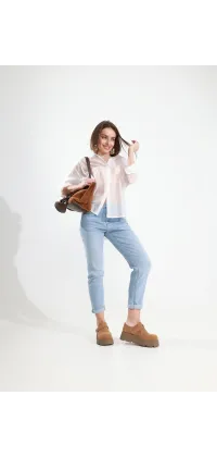 Джинси slim fit з високою посадкою. Доступні розміри: XS, S, M, L