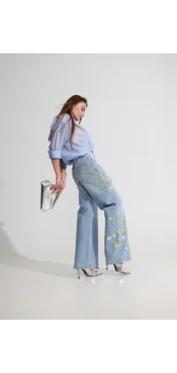 Джинси wide leg з вишивкою. Колір: Блакитний