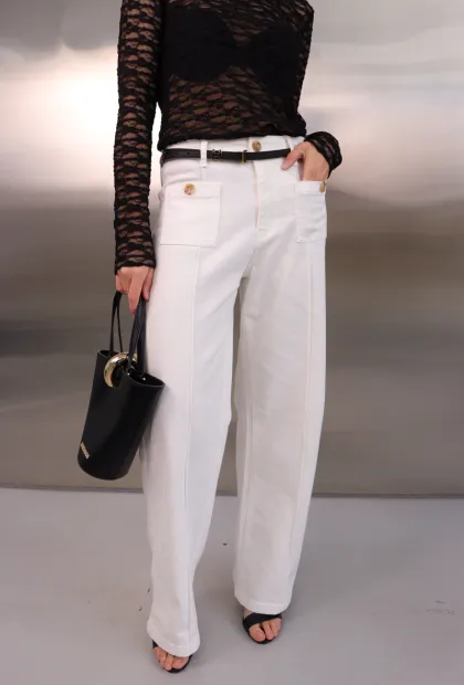 Джинси прямого крою у білому відтінку