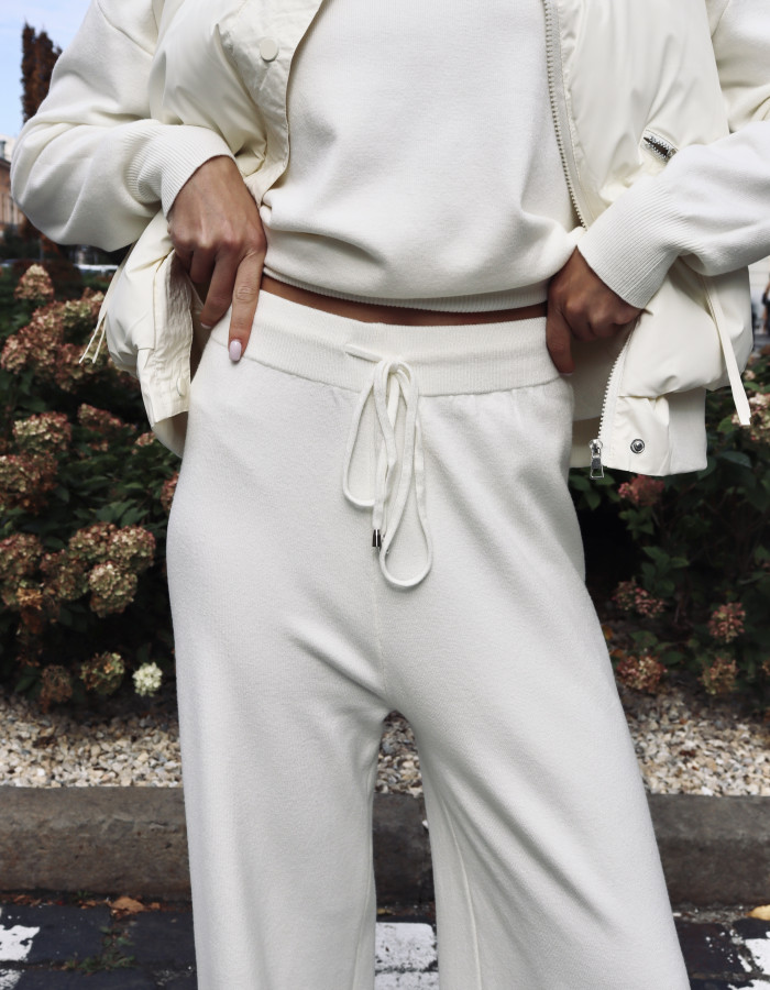 Італійський трикотажний костюм з утепленим жилетом