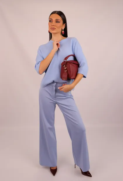 Класичні штани у блакитному кольорі