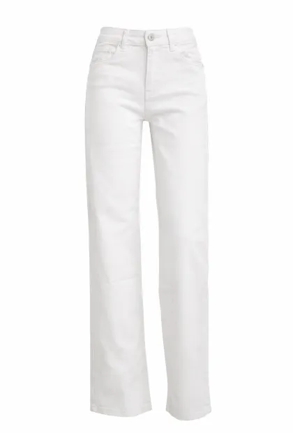 Молочні джинси прямого крою