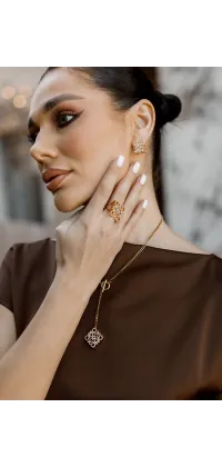 Сатинова сукня у шоколадному кольорі. Доступні розміри: S, M, XL