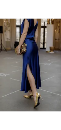 Сатинова сукня у глибокому кольорі індиго, одяг від Jador