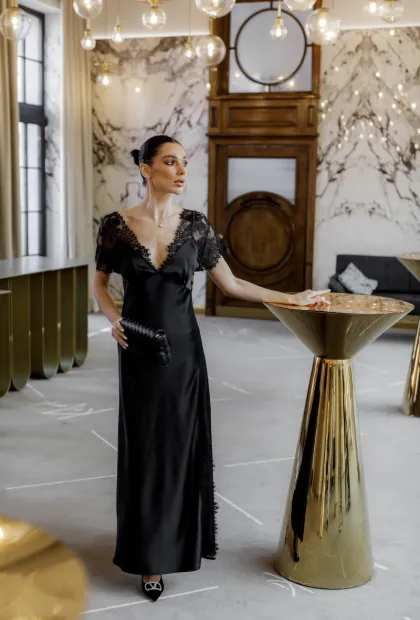 Сукня IMPERIAL з мереживом