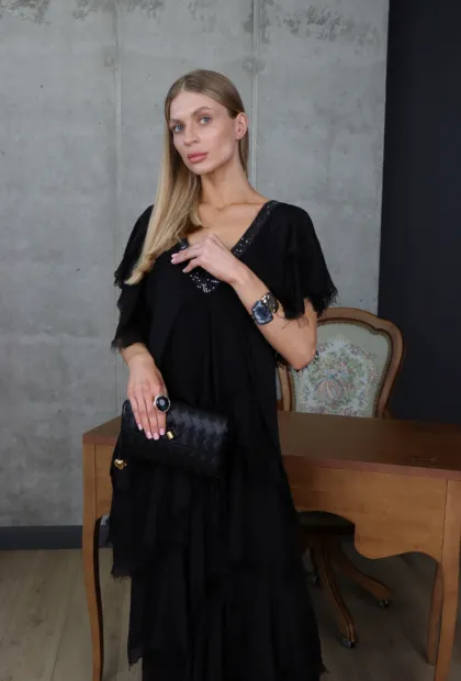 Шовкова сукня чорна