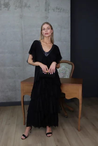 Шовкова сукня чорна