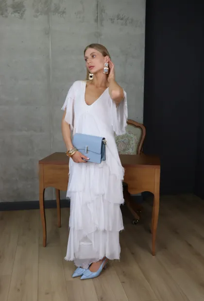 Шовкова сукня біла