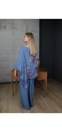 Вишуканий жіночий костюм, одяг від Jador