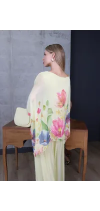 Жіночий шовковий костюм. Доступні розміри: Tu