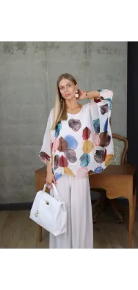 Стильний жіночий костюм із легкої, повітряної тканини, одяг від Jador