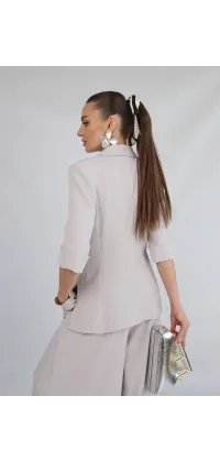 Класичний піджак у сірому відтінку. Колір: Сірий